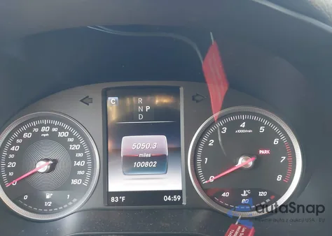 2016 Mercedes-Benz Glc 300 z USA, uszkodzony, nr VIN WDC0G4JB9GF013513